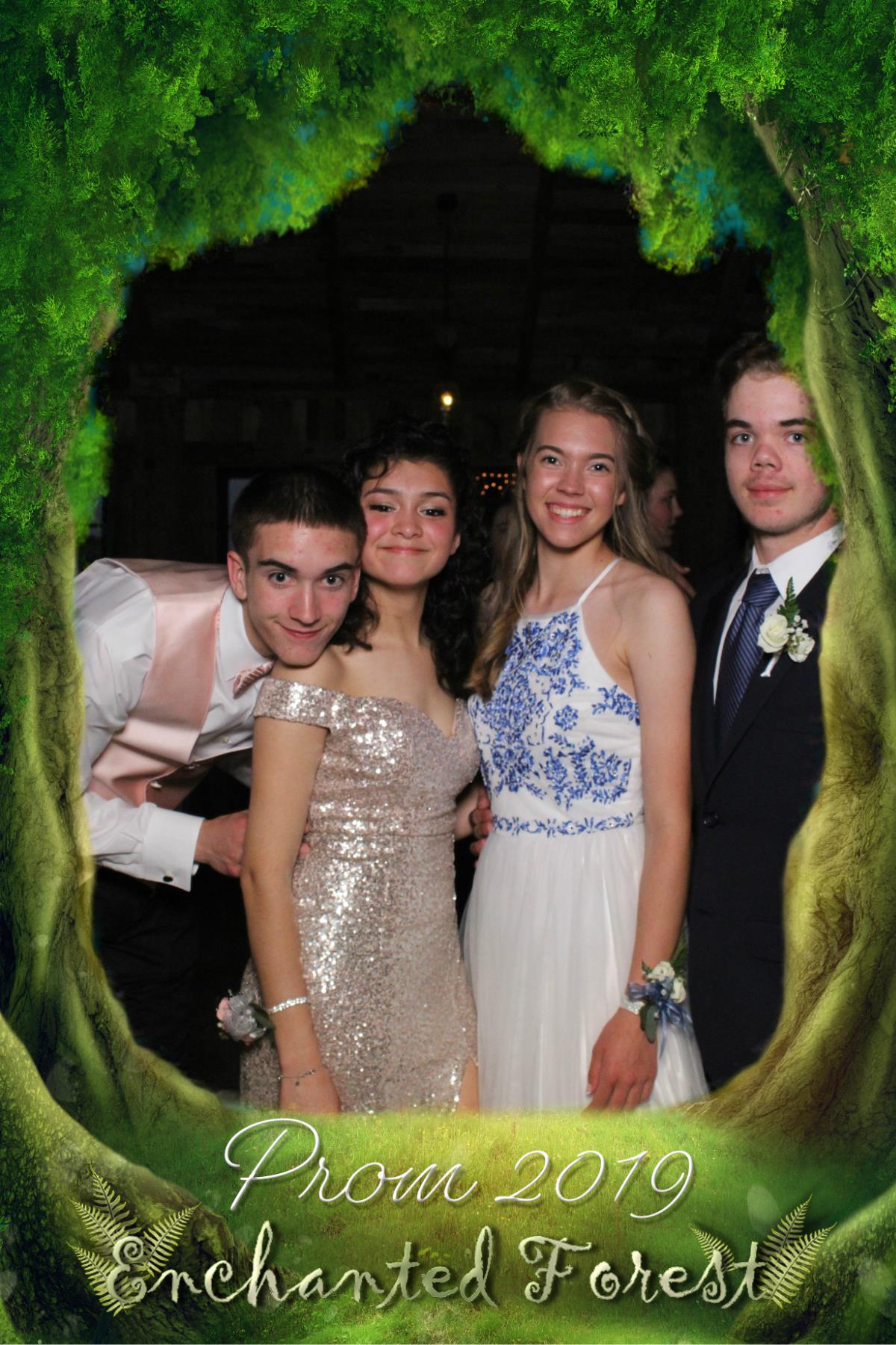 Rangeley Prom | View more photos from the event at gallery.mainemagicmirror.com/u/MaineMagicMirror/Rangeley-Prom